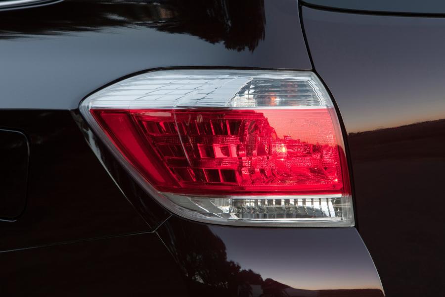  Toyota Highlander 2011 года  (фото 52 из 108)